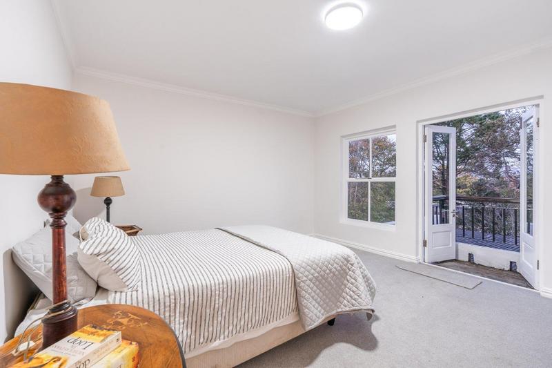 5 Bedroom Property for Sale in Constantia Western Cape